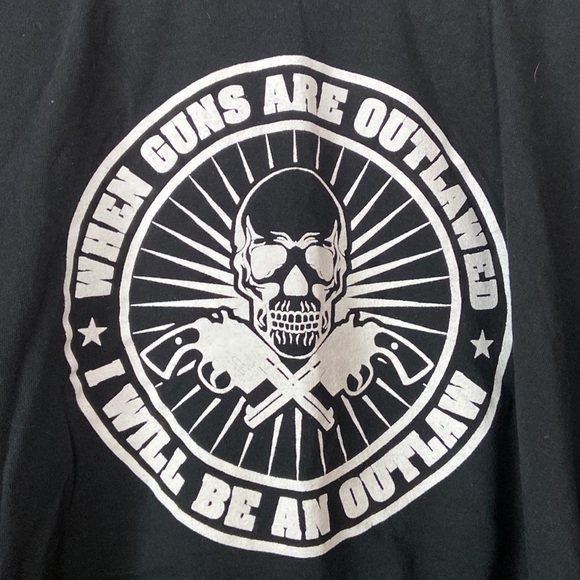 “When guns are outlawed I will be an outlaw” t-shirt; Size 2XL - Picture 2 of 6